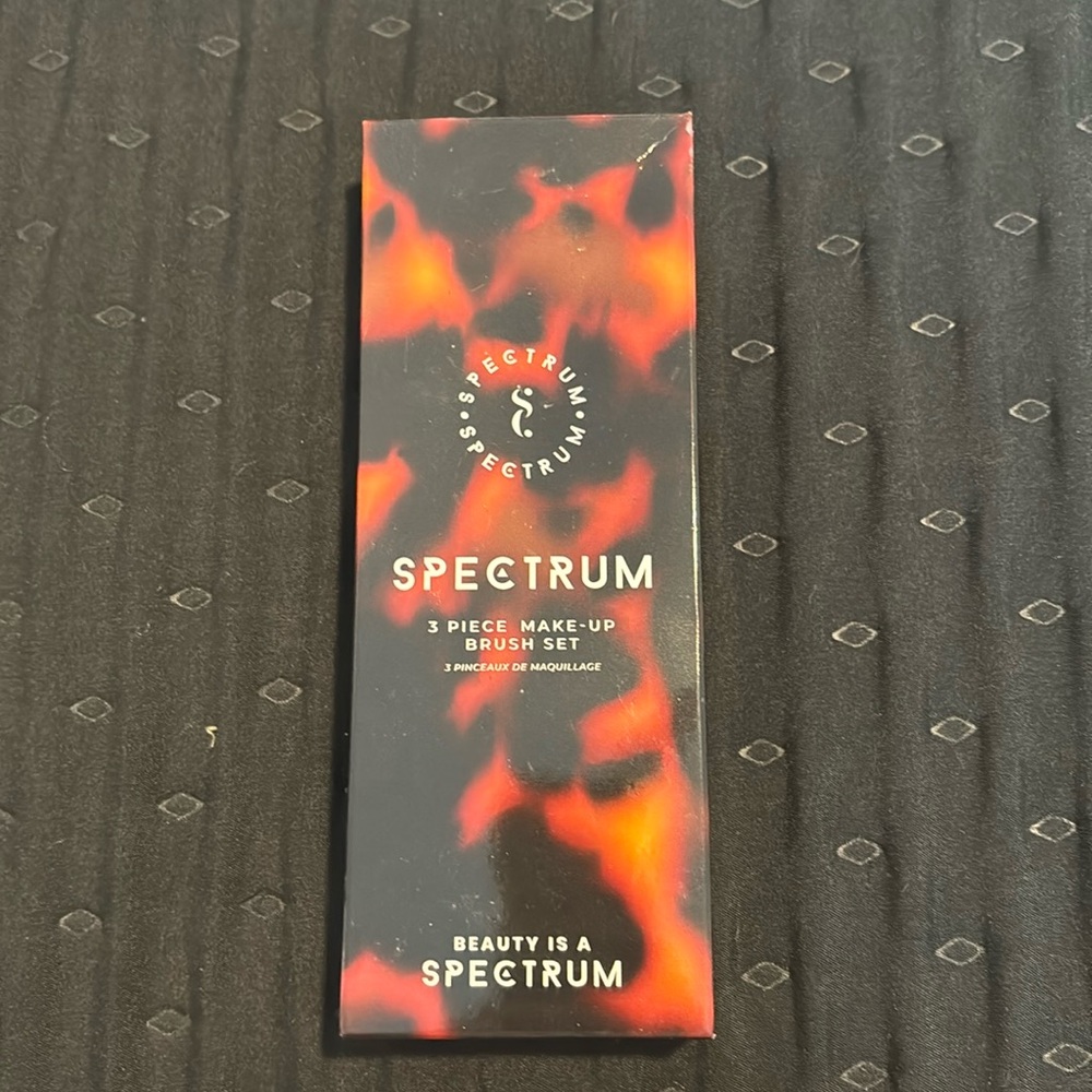 Spectrum 3 piece make-up brush set